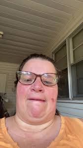 Sonja Henley's Instagram, Twitter & Facebook