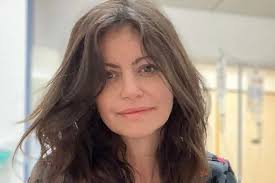 Deborah James' daughter Eloise models her sell-out Rebellious Hope charity  t-shirt