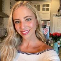 Kristi Timmons's Instagram, Twitter & Facebook