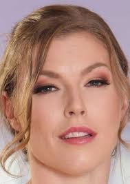 Ella Nova's Instagram, Twitter & Facebook