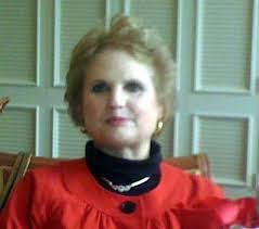 Paula Winston's Instagram, Twitter & Facebook