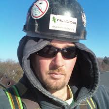 How to contact Jennifer Fenwick who blocked a car at Lancaster Park?