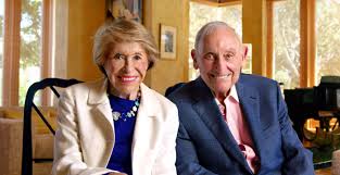 Aishah Sofey seductive strip video - sophieraiin collaboration