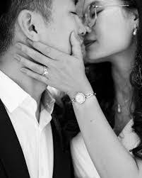 Erin Deleon's Instagram, Twitter & Facebook