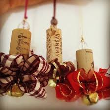 For the next 12 days i will have a different christmas post for you. 14 Of The Best Diy Wine Christmas Decoration Projects Blog Your Wine