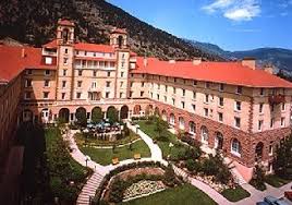 Providence Hospitality Partners Completes Restoration Of The Historic Hotel Colorado In Glenwood Spring Colorado Vacation Road Trip To Colorado Colorado Travel