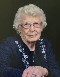 Susan Pung's Instagram, Twitter & Facebook