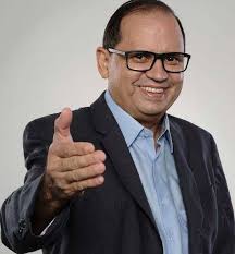 Eli Borges faz suspense mas admite à Gazeta: “tenho sonho de ser prefeito  de Palmas”