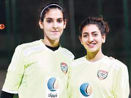 خاض منتخب الإمارات الأول لكرة قدم الصالات للسيدات مباراته الأولى أمام فريق أي إف إيه، ضمن منافسات بطولة دوري كرة قدم الصالات للسيدات. Ù†ÙˆÙ ÙˆØ§Ù„Ø¹Ù†ÙˆØ¯ ØµØ§Ù„Ø­ Ø´Ù‚ÙŠÙ‚ØªØ§Ù† ØªØ­Ù„Ù…Ø§Ù† Ø¨Ø§Ù„Ù…ÙˆÙ†Ø¯ÙŠØ§Ù„ ØµØ­ÙŠÙØ© Ø§Ù„Ø®Ù„ÙŠØ¬