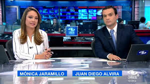 Ya sea por sus reportajes o su manera de dar las noticias, lo cierto en las últimas semanas el presentador ha sido centro de los comentarios por los coquetos mensajes que le envía a mónica jaramillo al final de las. Noticias Caracol On Twitter Esta Pasando Y Usted Lo Esta Viendo En Noticiascaracol Siga Conectado En Https T Co Yqnezk7rz3 Primero En Noticias Https T Co C4jeqcex0u