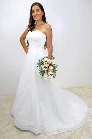 Auch in 72555 metzingen sind wir für dich da. Massatelier Fur Brautmoden Brautkleid Schneidern Lassen