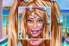 A las chicas nos gusta ir siempre bien cuidadas y hacernos alguna vez una sesión completa en el salón de belleza, y por ello es normal que se lo hayamos hecho por lo menos una vez a nuestra muñeca. Juegos De Vestir A Barbie Juegos Gratis