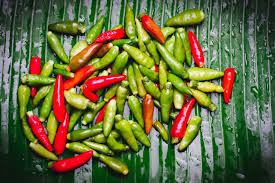 While typically bright yellow, it is possible for them to change to green, red, or orange as they ripen. Pepperoncini Vs Banana Peppers July 2021