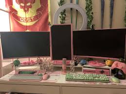 35 Best Looking Pink Gaming Setup For Gamer Girls Gpcd Set up antivirus, clear out bloatware, and perform other tasks to keep your pc humming well into the future. 35 best looking pink gaming setup for