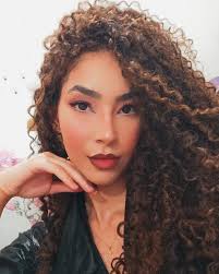 IRIS RIBEIRO ✨ (@irisribeiro15) • Instagram photos and videos