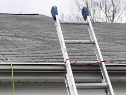 When we put the stand up to 20ft there is a need for a 2nd brace bar. How To Choose A Roof Ladder The Best Ladders For Working On Roofs Iko