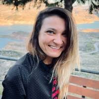 400+ perfiles de «Floren __»