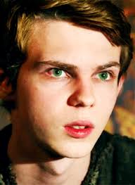 Robbie Kay eyes 😊