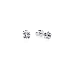 14KT White Gold deals Round Diamond