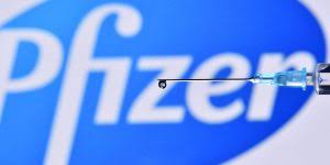 Un presidente para nosotros es un hombre desligado del campo político, que maneje el discurso económico, y ¡eso queremos los jóvenes! Nace El Movimiento Universitario Alejandro Gaviria Presidente Noticentro 1 Cm