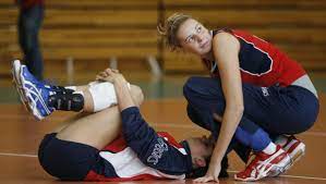 4 haziran 2008), polonyalı millî voleybolcu. Agata Mroz Olszewska Przegrany Mecz Sport Tvp Pl