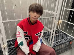 岡田圭右の息子、26歳イケメン長男〝ヤンキーオフショット〟公開に「顔きゅるんきゅるんすぎる」「イマドキのイケメン君」：「おっ！」でつながる地元密着のスポーツ応援メディア  西スポWEB OTTO!