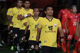 Kalian bisa coba, saya akan buat baju bola lainnya. Penjelasan Apparel Soal Jersey Persija Jakarta Musim 2019 Bolaskor Com