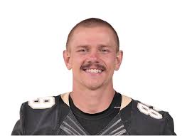 Alex Kinney's Instagram, Twitter & Facebook