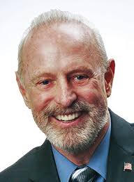 CV Mom is 'Lethally Blonde'