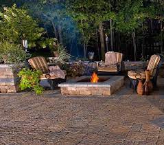 Add a spark screen and a base to catch the embers and you're on your way with a pit that costs less than $100. 30 Awesome Rustic Fire Pit Seating Ideas Go Travels Plan Backyard Fire Backyard Landscaping Outdoor Fire Pit Seating