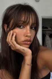 Daisy Lawrence (dizzlawrence)