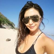 Vicky Chan (@VtheChan)