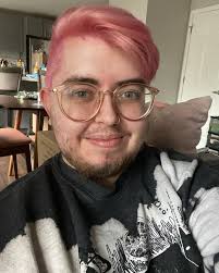 Sam Dylan Finch (@samdylanfinch) • Instagram photos and videos