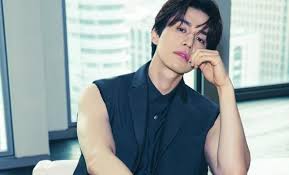 Lee dong wook, han ji min, kang ha neul, yoona, seo kang joon, and more to star in new film. Lee Dong Wook In Discussion With Ocn For A New Thriller Series