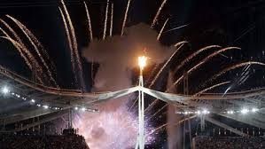 Jun 11, 2021 · ιστορική είναι η σημερινή ημέρα για την ελληνική καλλιτεχνική κολύμβηση. Olympiakoi Agwnes 2004 Zappit