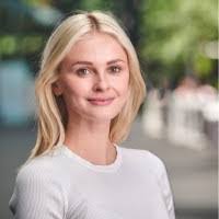 Olivia Morrow's Instagram, Twitter & Facebook