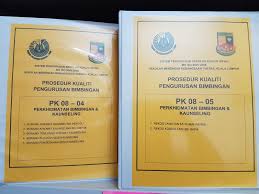 Manual klasifikasi fail sekolah ini disediakan dengan tujuan membantu pegawai dan kakitangan untuk memastikan pengurusan rekod dilaksanakan dengan cekap dan teratur. Guru Kaunseling Nurhaiza Che Mat Sistem Fail Unit Bimbingan Dan Kaunseling 2015 2016