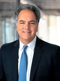 Robert Parente's Instagram, Twitter & Facebook