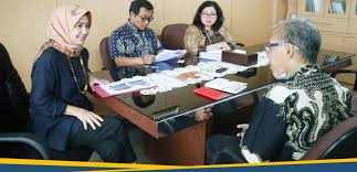 Check spelling or type a new query. Megarustamakan Kesehatan Tradisional Indonesia