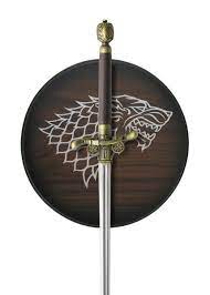 Az északról származó fényes lány a sorozat kezdete óta a trónok játék fantasy epikus főszereplői és rajongói kedvencei. Nadel Schwert Der Arya Stark Game Of Thrones