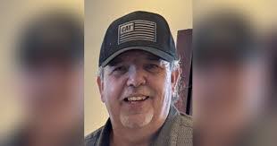 Dustin Peacock's Instagram, Twitter & Facebook