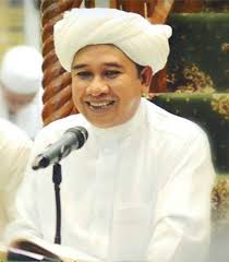 Скачать бесплатно mp3 merah putih benderaku denly tan feat shikkah nada ustadz zacky mirza. Biografi Guru Zuhdi Kh Ahmad Zuhdiannor Biografi Profil Biodata