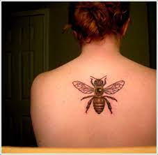 28 Cute Queen Bee Tattoo Designs For Women And Men Honey Bee Tattoo Queen Bee Tattoo Tattoo Designs