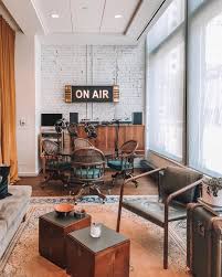 See more ideas about podcast studio, podcasts, podcast tips. Isn T This The Cutest Podcast Room I Wouldn T Been To Any Other One But Still Think It S The Cutest Podcast Studio Studio Room Design Home Studio Setup