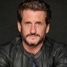 Gerard Barron's Instagram, Twitter & Facebook