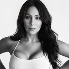 Christy Ramey (@rameypartyof4)