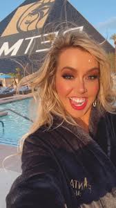 🫶🏼😼😻 #fanatsyluxor #mariahrivera #luxorlasvegas