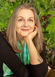 Jennie Temple's Instagram, Twitter & Facebook