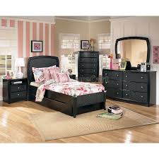 Award wining & 5 star rating. Enchanted Glade Bedroom Set W Trundle Ashley Bedroom Furniture Sets Bedroom Furniture Uk Interior Design Bedroom Small
