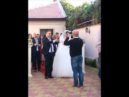 Evenimentul a avut loc vineri. Kavalla Iesi Lea Mana Nunta Luminita Si Nicolae Halep Youtube